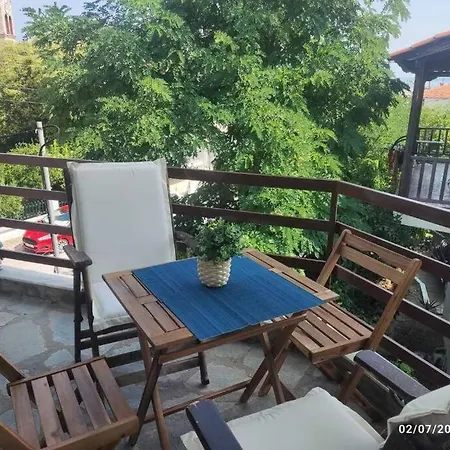 Melina's Place Apartment *